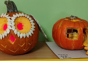 Kreatywna dynia zgłoszona do konkursu