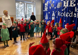 Dzieci z grupy II podczas występu